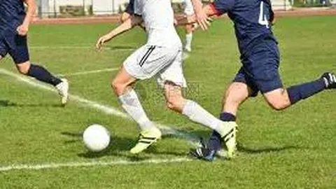 西甲战火再燃，38天后激战11轮，西班牙人遭遇艰难征程