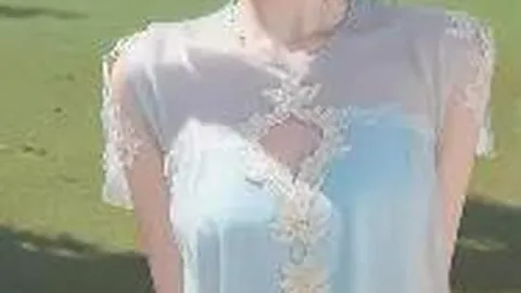 清华美女学霸夺金反击恶意评论：美貌与实力并存，力挺吴艳妮妆容参赛